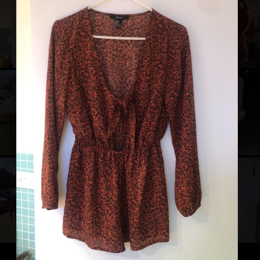 Orange/brown floral romper